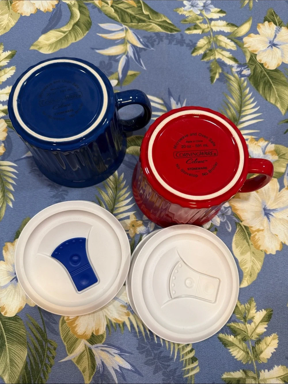 Corningware Red and Blue Ceramic Mugs with Lids